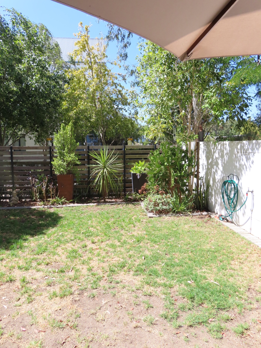To Let 3 Bedroom Property for Rent in Paardevlei Western Cape